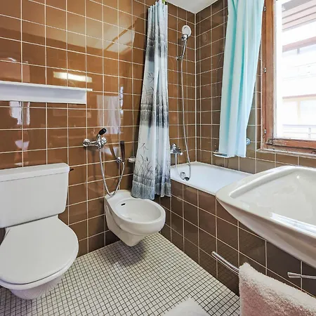 Arzinol 108 By Interhome * Les Collons