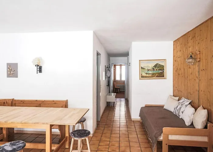 アパート Arzinol 108 By Interhome